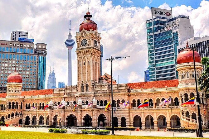A Glimpse of Kuala Lumpur- Half Day Tour