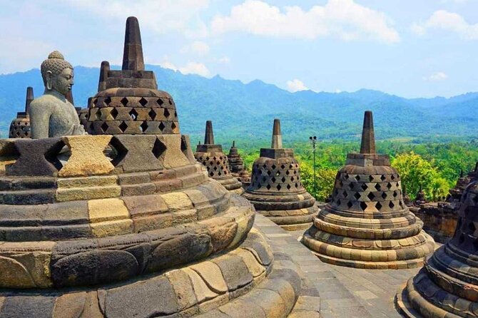 Adventure Trip Jakarta - Yogyakarta - Dieng Plateau 4 Days - Itinerary Highlights