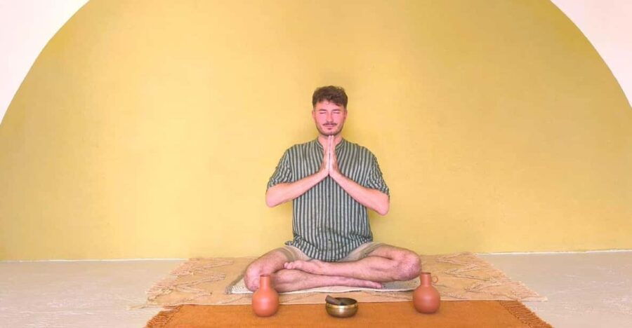 Aix & Marseille: Well-being Day: Nature, Yoga, Picnic & Wine
