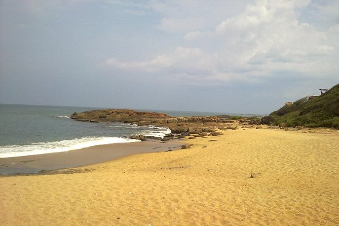 All Inclusive Day Tour to Trincomalee and Nilaveli From Sigiriya
