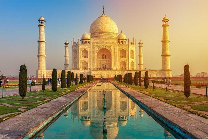 All Inclusive Taj Mahal Day Tour From Delhi by Car