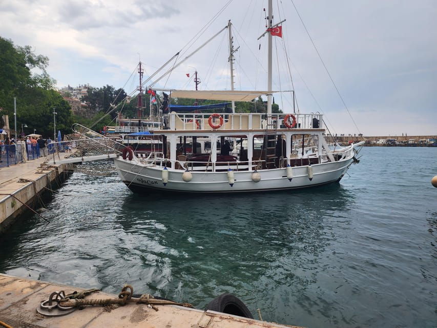Amazing 50minyacht Tour+1 Hour Old City Walking Tour