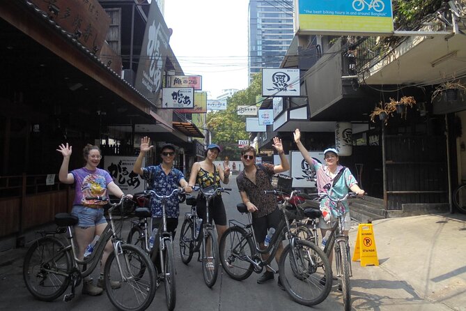Amazing Bangkok Morning Bike Tour