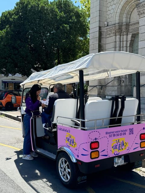 Angers: City Center Tour in an Electric Tuk-Tuk