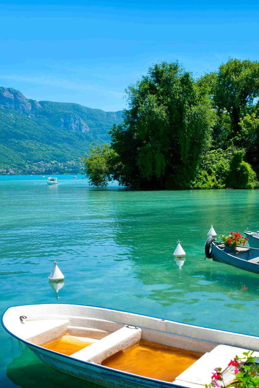 Annecy: Semnoz Descent Confirmed and Premium Shopping - Overview of Semnoz Descent