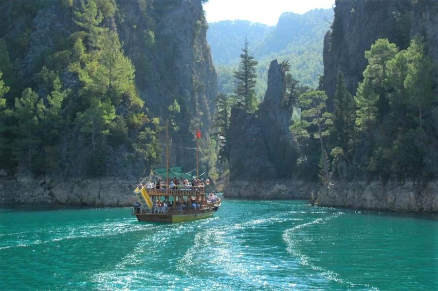 Antalya: Green Canyon Boat Trip With Lunch and Drinks