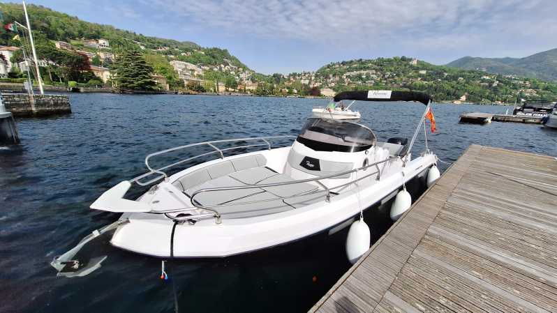 As Blue Lake – 1 H Boat Tour: Cernobbio & Famous Villas