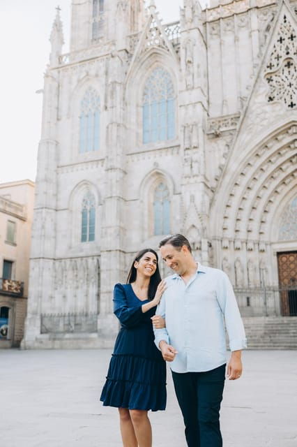 Barcelona: Photoshoot Tour Old Town, Gothic Quarter - Tour Overview