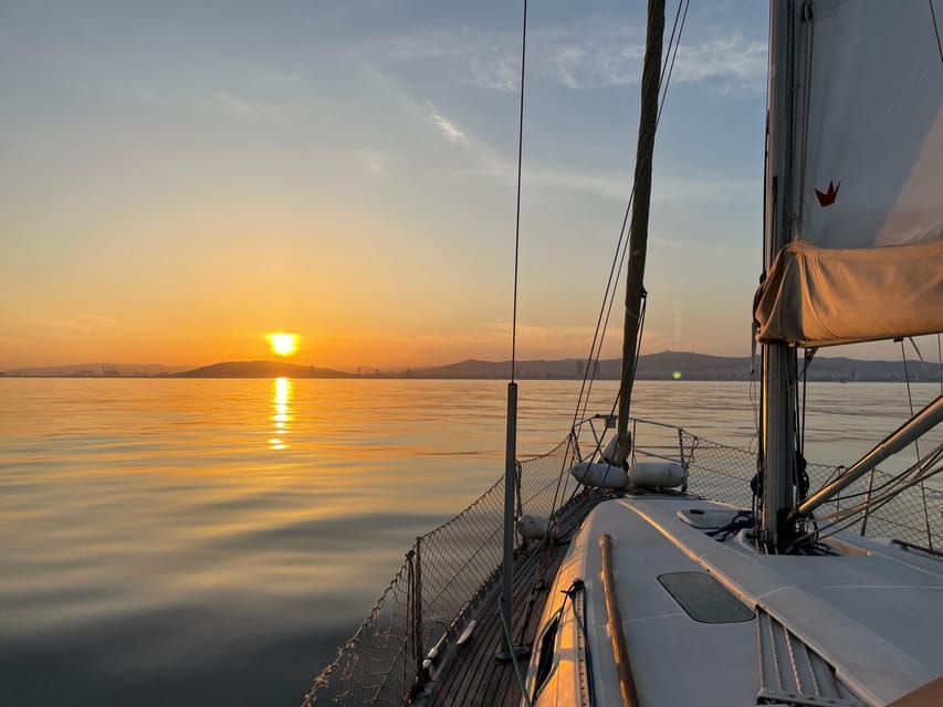 Barcelona: Private Yacht Cruise With Drinks and Snacks - Activity Overview