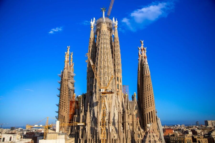 Barcelona: Sagrada Familia Tour With Optional Extras