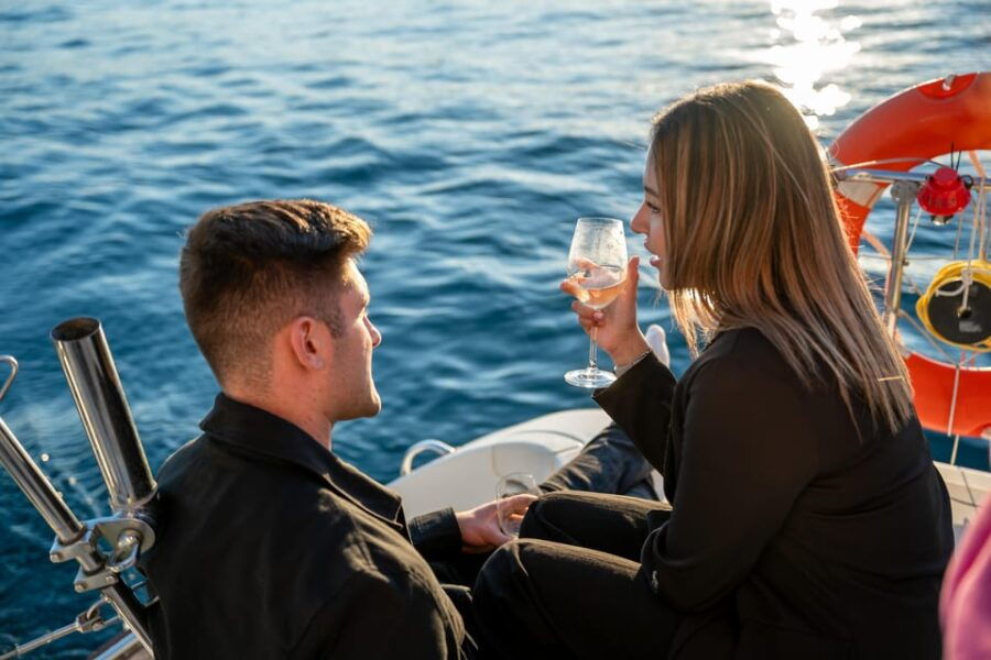 Barcelona: Sunset Catamaran Cruise With Wine and Tapas