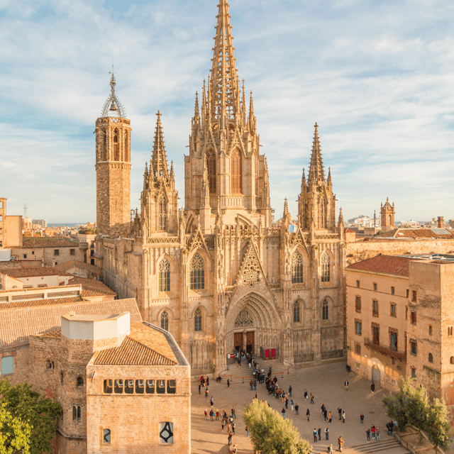 Barcelona: Walking Tour of the Gothic Quarter and Boat Ride - Tour Overview and Pricing
