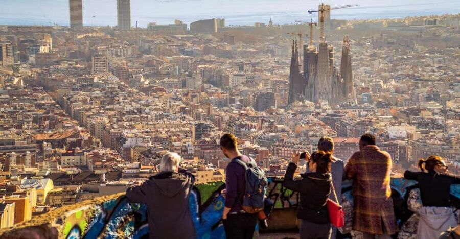 Barcelona'S Contrasts: the History Through Its Neighborhoods - Tour Overview and Pricing