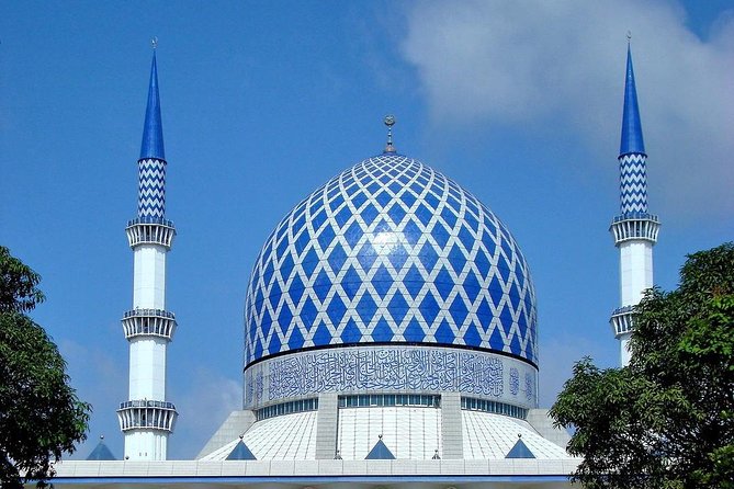 Batu Caves And Blue Mosque Tour From Kuala Lumpur