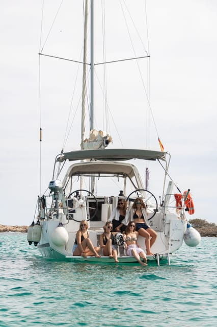 Beautiful Saling Trip Arounf Palma Bay and Sorroundings