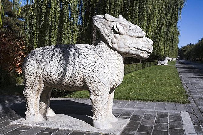 Beijing One Day Tour – Badaling Great Wall, Sacred Road and Ming Tombs