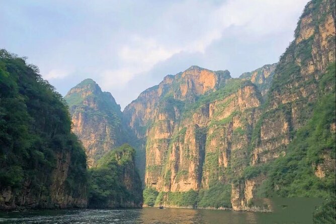 Beijing Outskirts Tour to Long Qing Gorge (cruise) and Ding Tomb - Tour Overview
