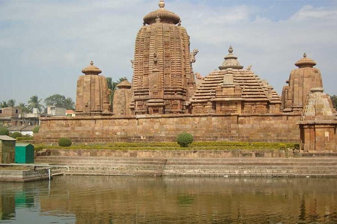 Bhubaneshwar Temple Tour With Private Transfer