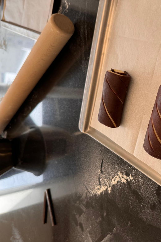 Bi Colour Croissant Baking Class in Paris by a Pastry Chef - Class Overview
