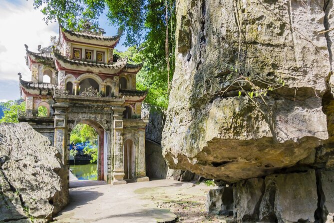 Bich Dong Trang An Day Tour: Cycling, Boating &Local Family Visit - Tour Overview