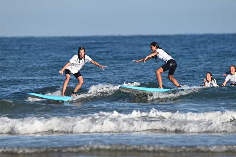 Bidart: Enjoy Surfing With Experienced and Friendly Teachers - Surf School Overview