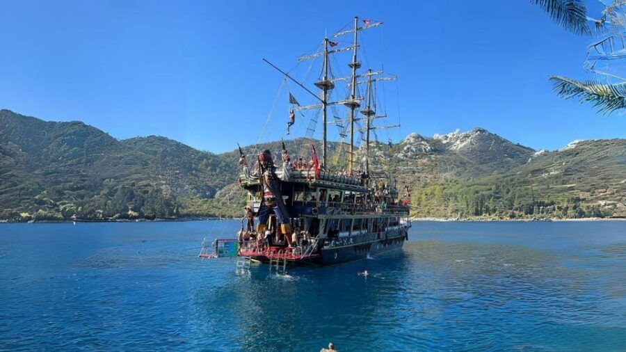 Bigboss Pirate Boat - Overview of Bigboss Pirate Boat