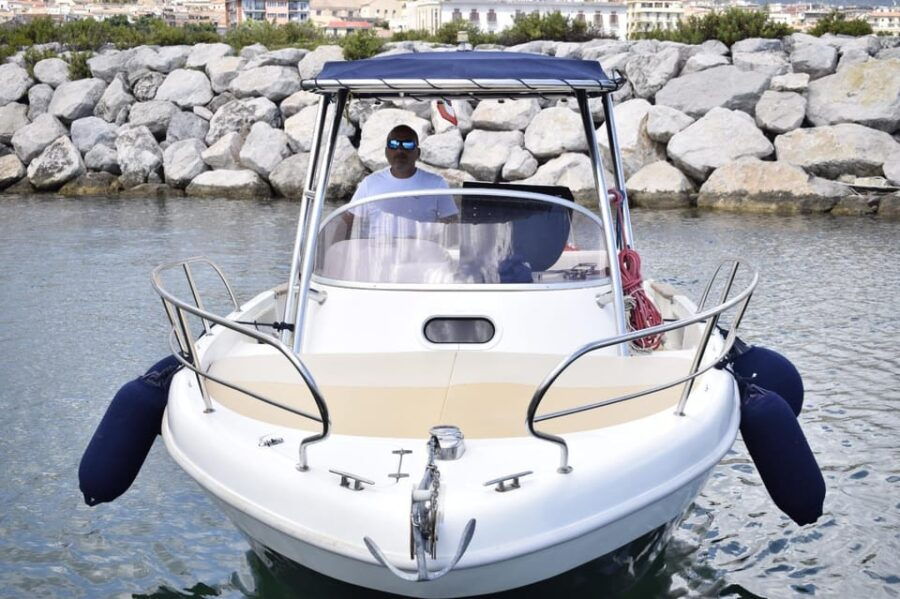 Boat Tour on the Amalfi Coast With Lunch