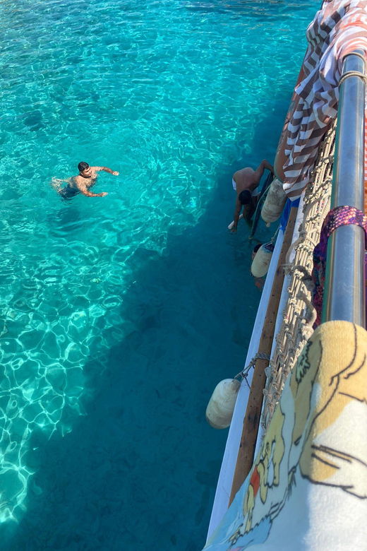 Bodrum Orak Island Boat Cruise With Lunch and Swimming