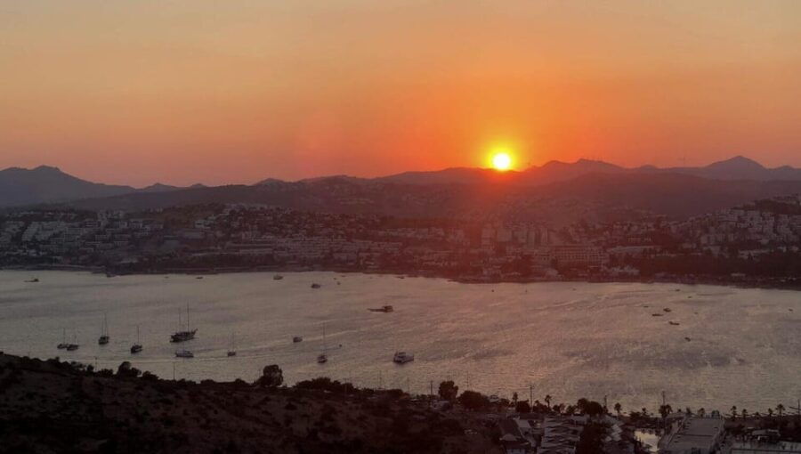 Bodrum Walking Sunset Tour of Halicarnassos - Tour Overview