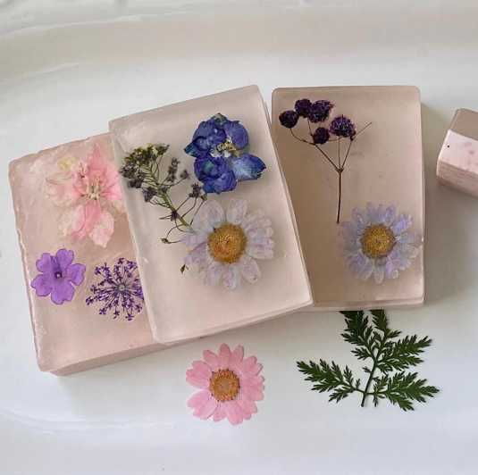 Botanical Handmade Soap Workshop (Melt and Pour Soap) - Workshop Overview