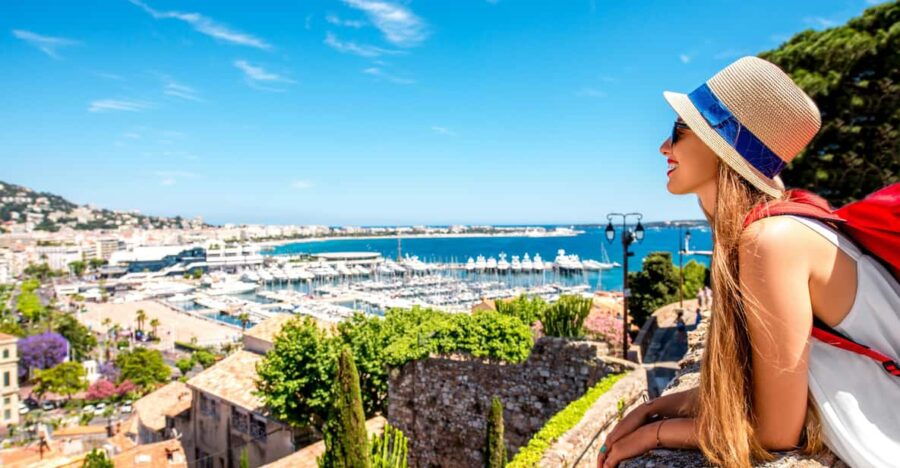 Cannes Walking Tour With Little Souvenir