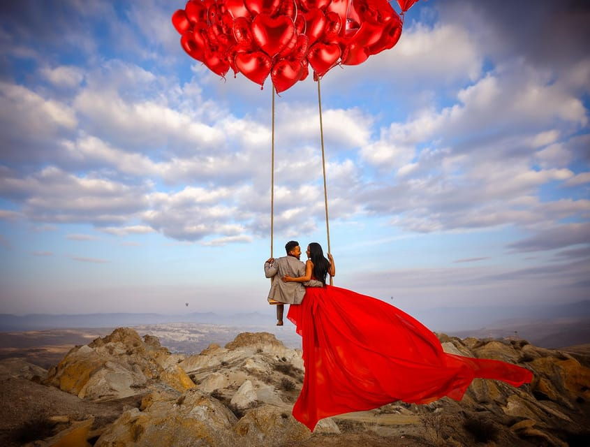 Cappadocia: Taking Photo With Swing at Hot Air Balloon View