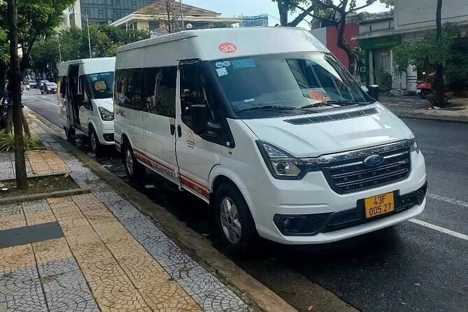 Car 16S/ Private Hanoi Airport Transfer To/From Hanoi City Center - Service Inclusions