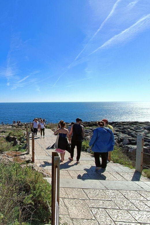 Cascais and Sintra Tour, Lunch in a Local Restaurant