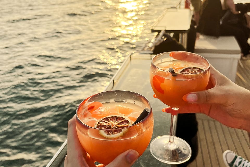 Catamaran Lucile | La Grande Motte Camargue Sunset Tapas
