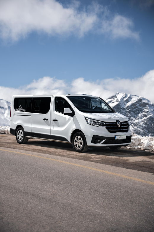 Chamonix: Private Transfer From Geneva With Wi-Fi and Water