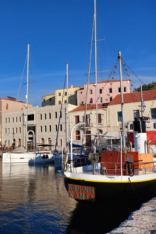 Chania: Private Walking Tour: History, Sights, Food & Senses