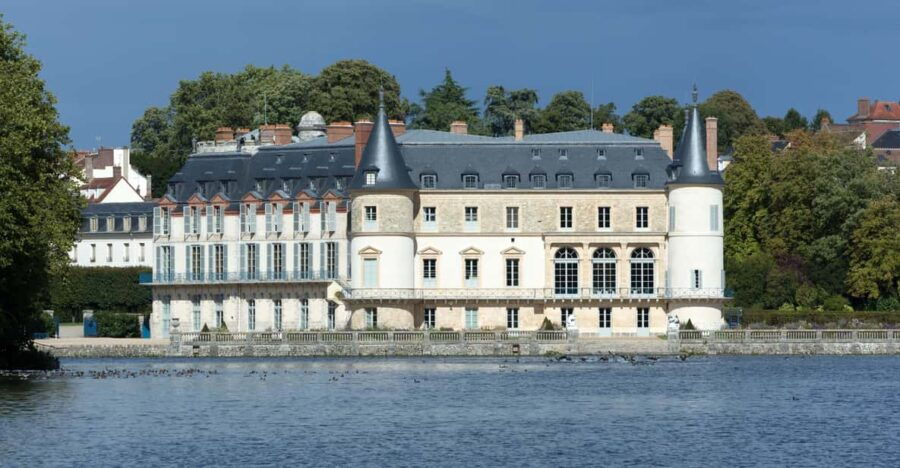 Chateau of Rambouillet Entrance Ticket - Historical Importance