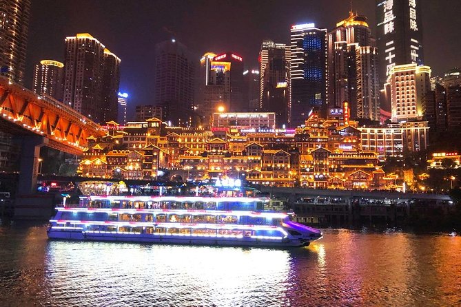 Chongqing Liangjiang Night Cruise Including Authentic Hot Pot Dinner