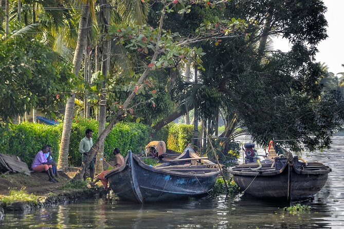 Cochin to Alleppey & Marari Beach (3 Days)