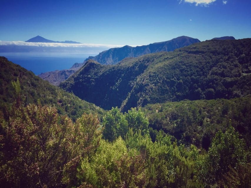 Colon Weekend Skies - Tour Overview