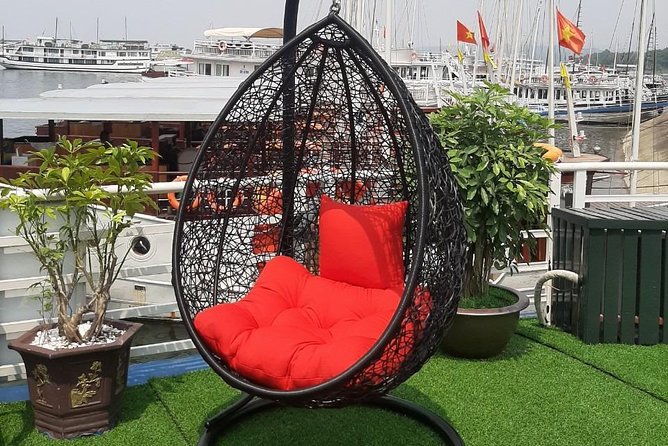 Cong Cruise Halong Bay | FREE KAYAK, ROWING BOAT,CAVES - Pickup Details and Start Time