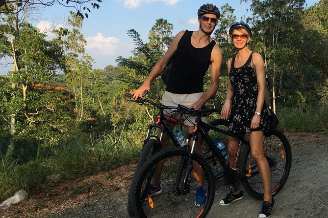Cycling in Hantana Tea Plantation – Explore British Footprints