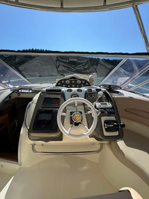 Daily Boat Excursion Gulf of Poets
