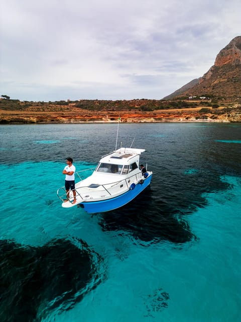 DAILY CHARTER OF THE EGADI ISLANDS WITH TASTING ON BOARD