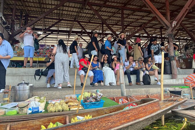 Damnoen Saduak Floating Market River Kwai and Train Ride Tour