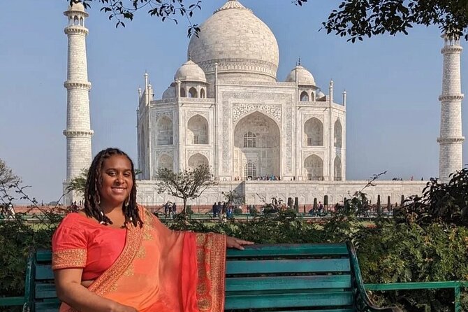 Day Tour to Taj Mahal for Solo Female Traveler With 100% Safety