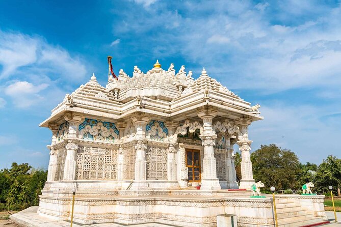 Day Trip to Gandhinagar (Guided Full Day Sightseeing Tour From Ahmedabad)