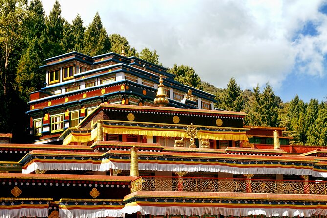 Day Trip to Gangtok (Guided Private Sightseeing Experience From Darjeeling) - Overview of Gangtok Day Trip
