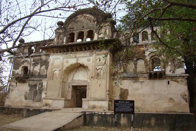 Day Trip to Mastani Mahal & Ajaigarh Fort (Guided Private Tour From Khajuraho)